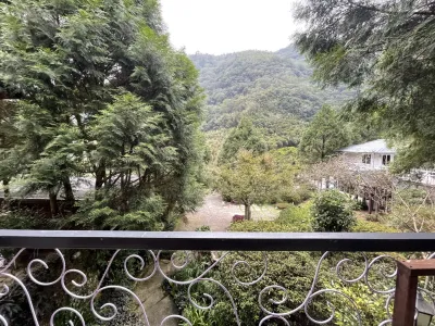OuFongLaiYin|Taiwan Fuyam Tourist Home | Lala Mountain 