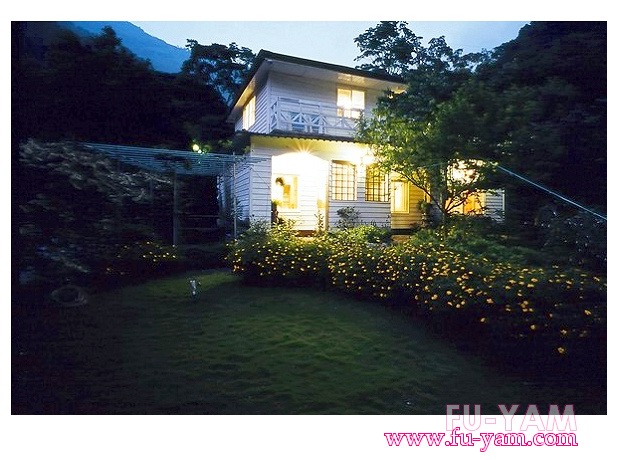 Fuyam night scene | Photographs | Fuyam Tourist Home | Lala Mountain | 台灣拉拉山民宿福緣山莊 | 004.jpg