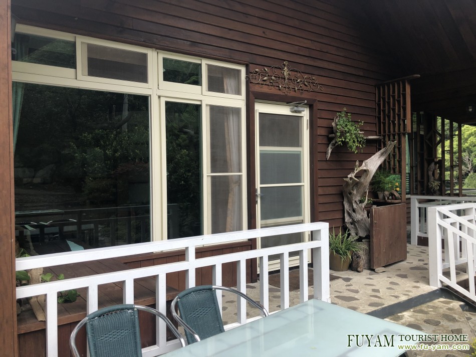 LiYuanTwin room|Fuyam Tourist Home | Lala Mountain | 台灣拉拉山民宿福緣山莊