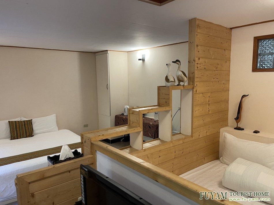 OuFongMiLan Triple room|Fuyam Tourist Home | Lala Mountain | 台灣拉拉山民宿福緣山莊