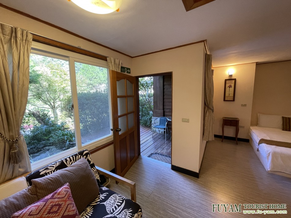OuFongMiLan Triple room|Fuyam Tourist Home | Lala Mountain | 台灣拉拉山民宿福緣山莊